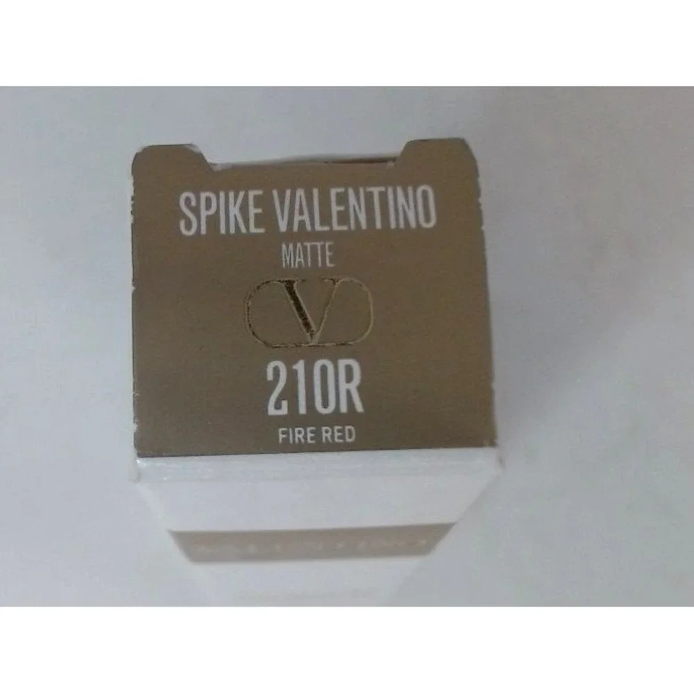 Valentino - Spike Valentino Matte, 210R, BRAND NEW IN BOX
